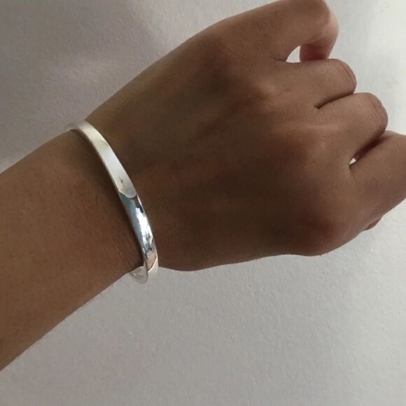 #21 ✨Restocked✨NEW 925 Sterling Silver Simple Cuff Bracelet - Picture 1 of 9
